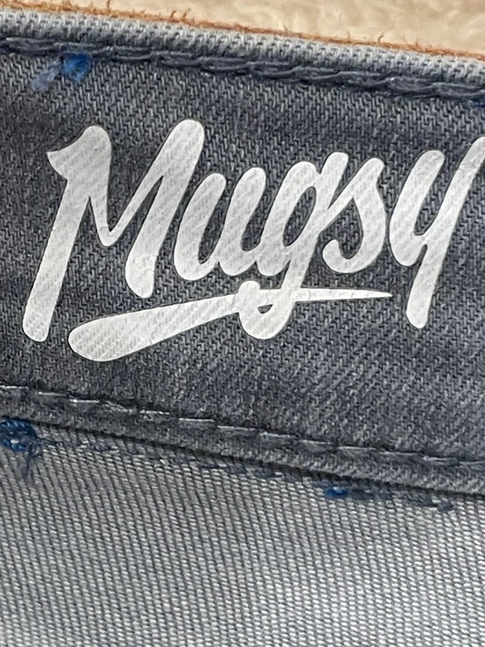 Mugsy Jeans Logans Mens 42x32 Gray Stretch Denim Slim Straight Pants FLX8NBG